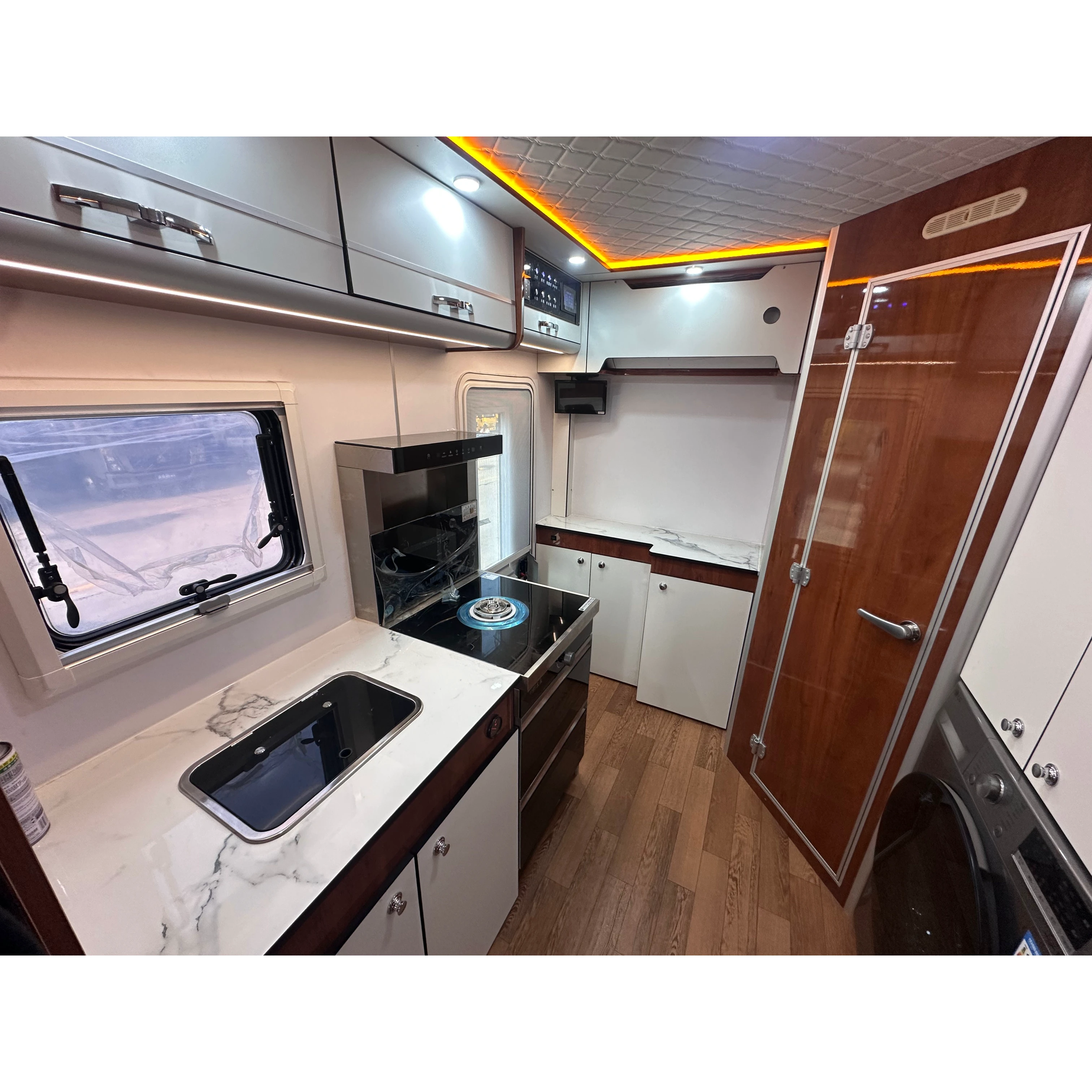 Ventas Directas de la Fábrica Chengli de RVs - RV Yujian S100 de Cinco Habitaciones