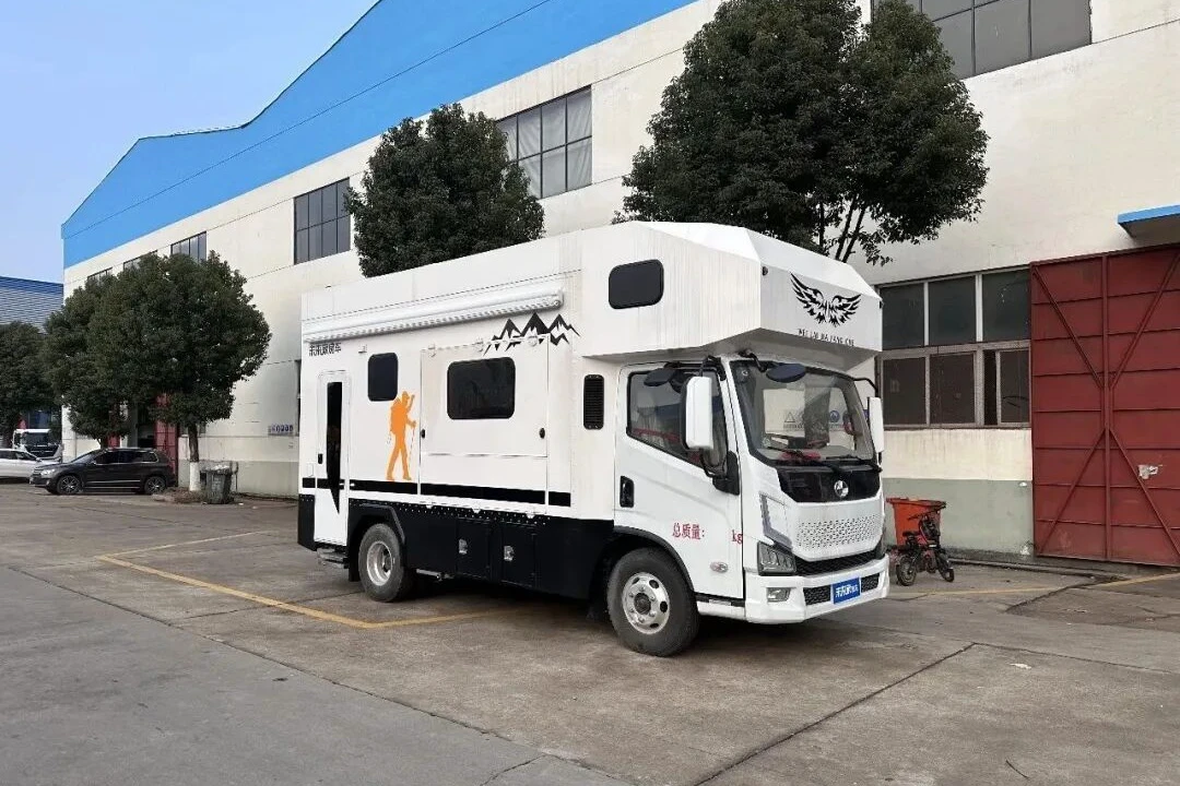 SAIC Yujian H500 Remolque de Venta Móvil [Ventanas de Alas de Golondrina Doble]