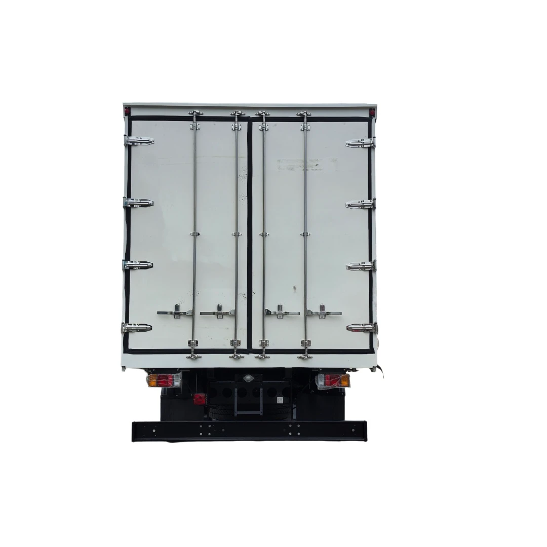 Venta Directa de Fábrica de Chengli -Vehículo de Isuzu con cortinas laterales